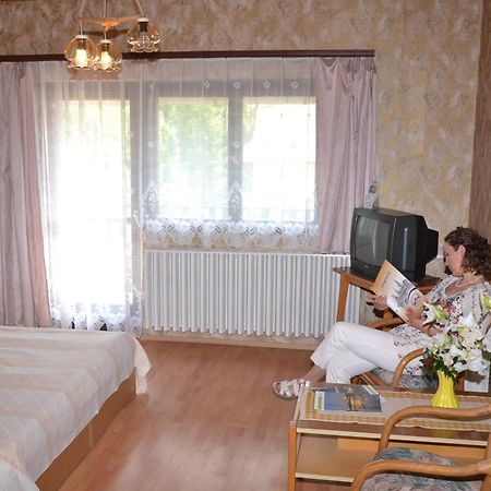 Apartman Berki Margit Hévíz Buitenkant foto