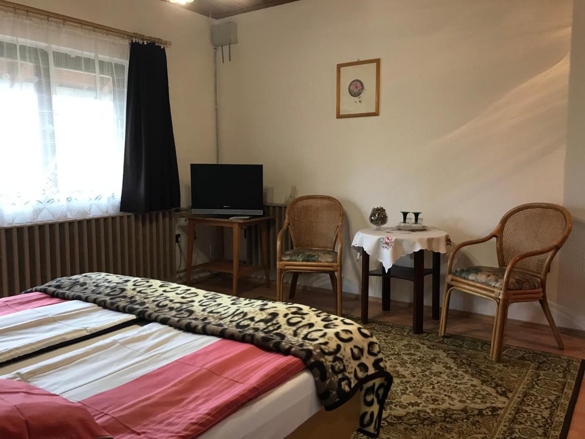 Apartman Berki Margit Hévíz Buitenkant foto